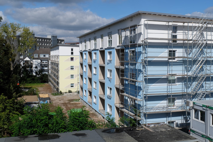 Auf dem Kamp, Leistung: Serielle Ausstockung