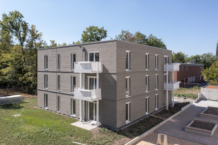 wbg Typenhaus, Leistung: Geschlossene Gebäudehülle, inkl. Betonbau & Dachdecker