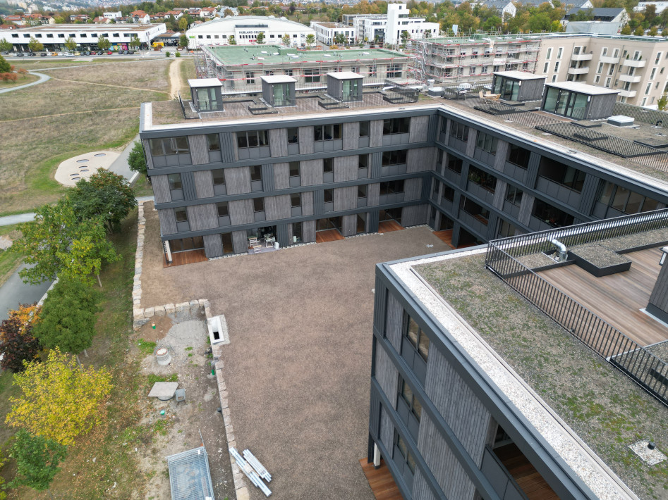 Hublandterrassen, Leistung: Geschlossene Gebäudehülle