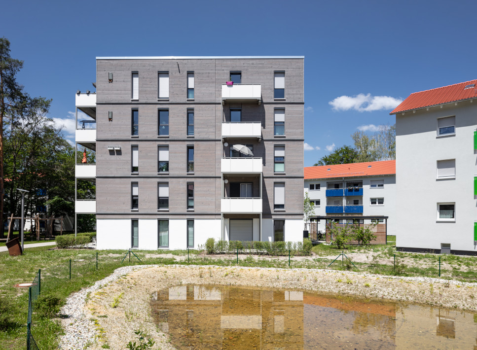 5-Geschosser Erlangen, Leistung: Geschlossene Gebäudehülle