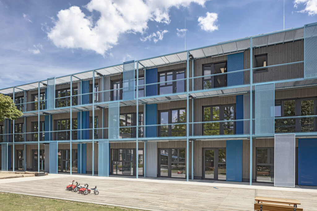 MOKIB Berlin, Leistung: GU-Leistung