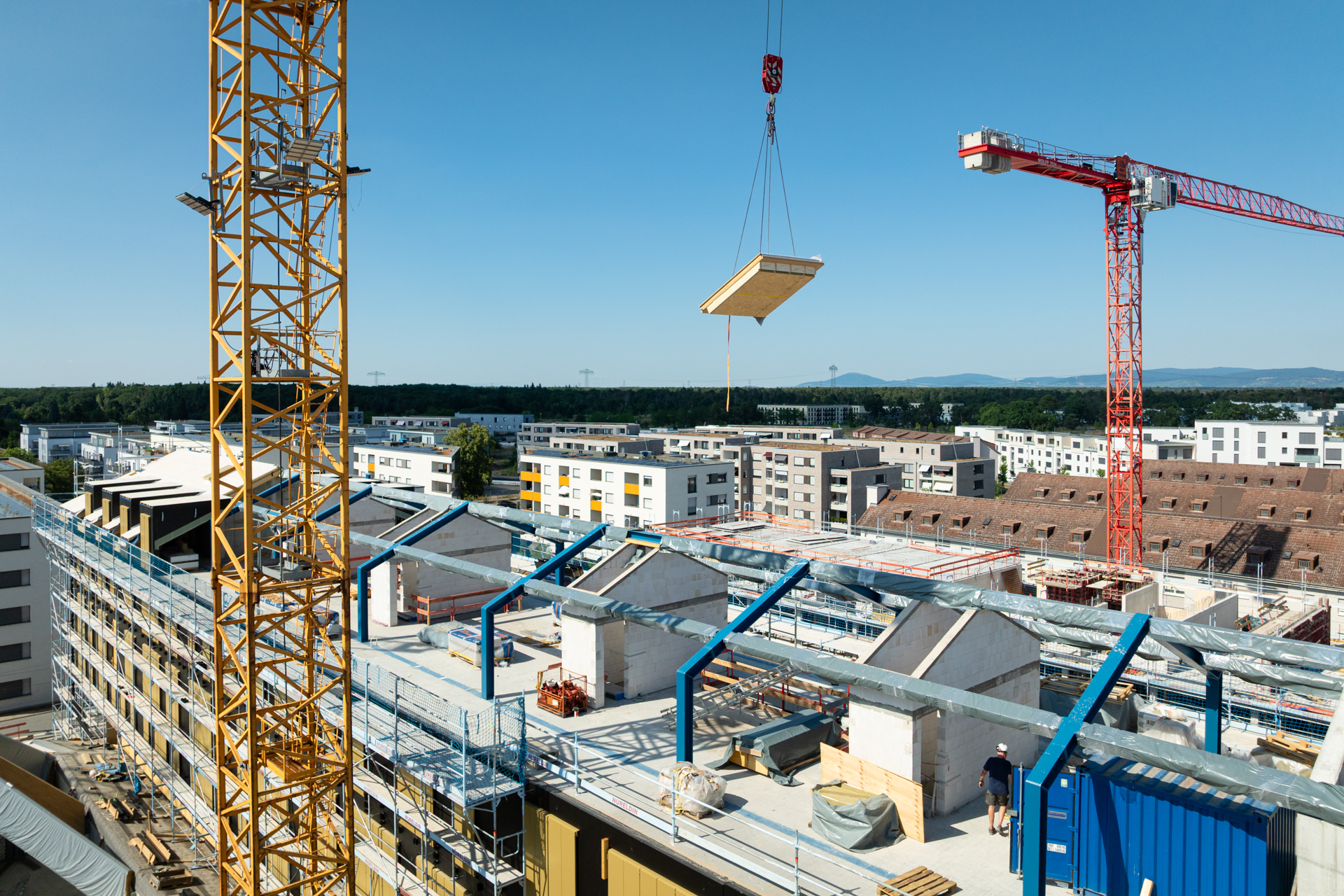 Mit dem planmäßigen Abschluss unserer Montagearbeiten endet für Holzunion ein entscheidender Abschnitt im Projekt „Grüne Mitte“. Leistung: Fassaden- und Dachelemente