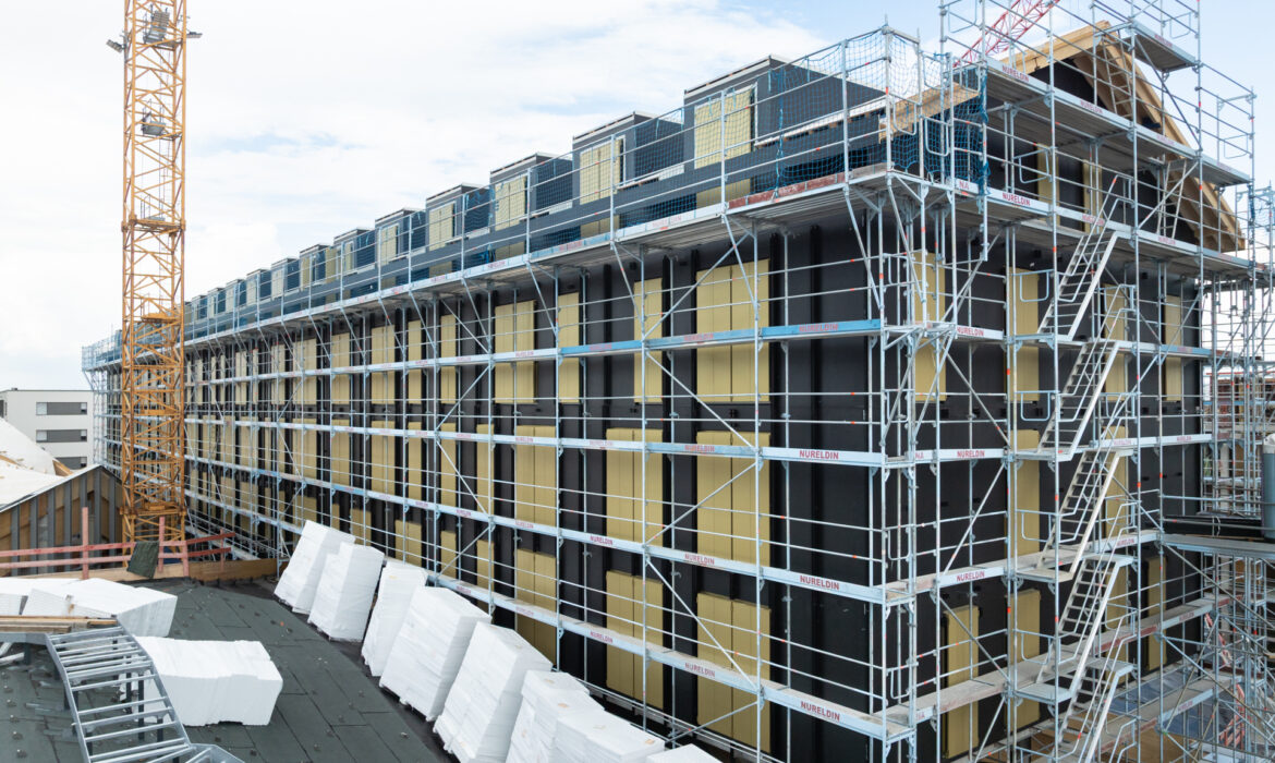 Mit dem planmäßigen Abschluss unserer Montagearbeiten endet für Holzunion ein entscheidender Abschnitt im Projekt „Grüne Mitte“. Leistung: Fassaden- und Dachelemente