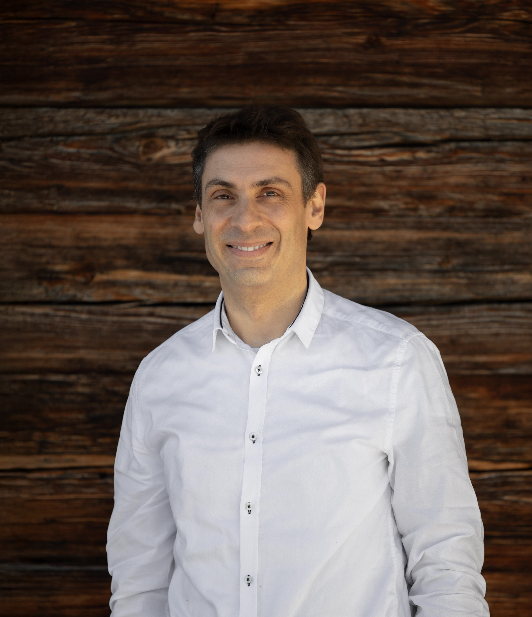 Stefan Huf - Projektleiter: Er leitet unsere Projekte und sorgt mit viel Erfahrung, Weitblick und einer offenen Art dafür, dass sie erfolgreich umgesetzt werden.