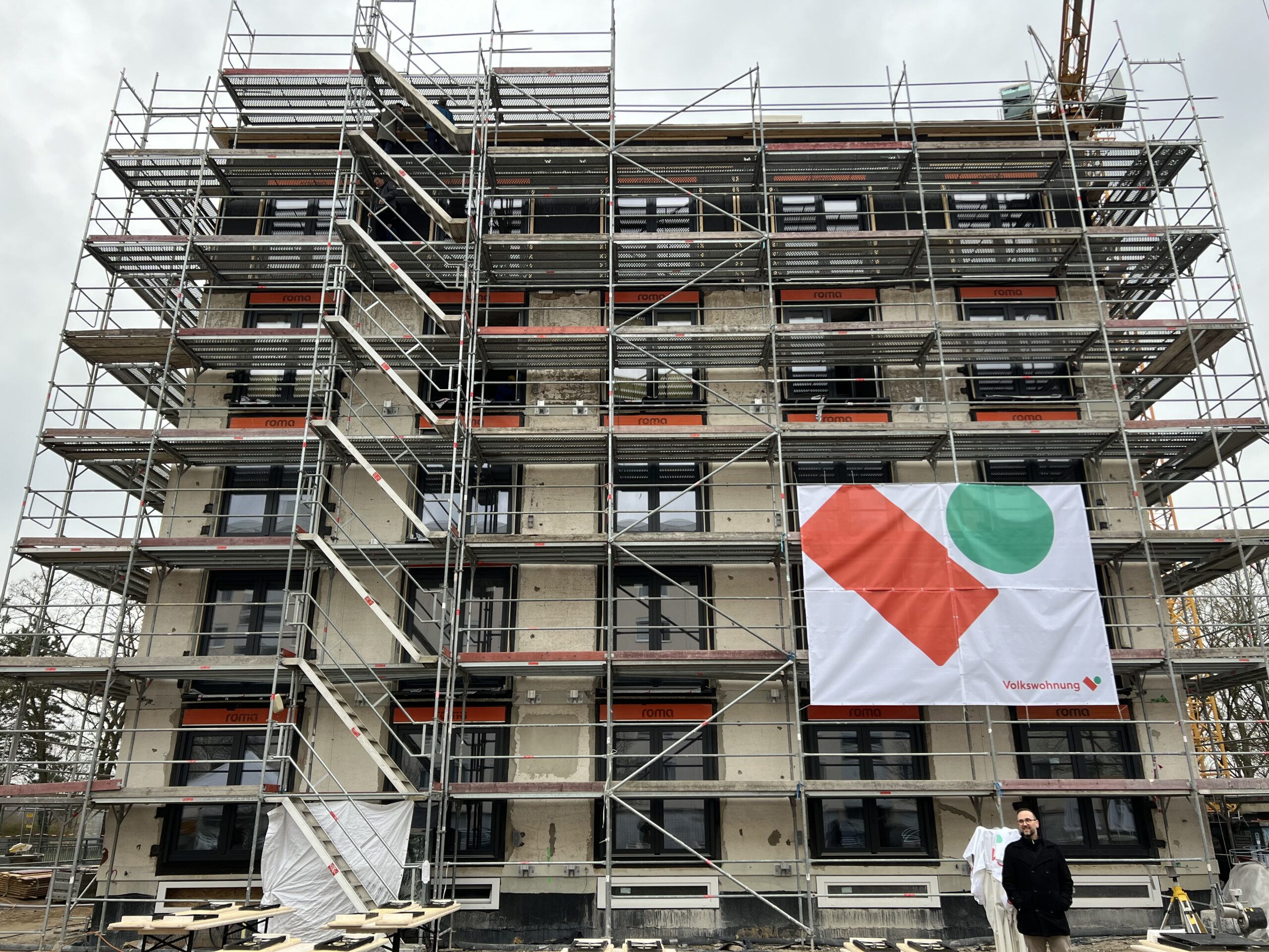 Aufstockung Karlsruhe, Leistung: Aufstockung