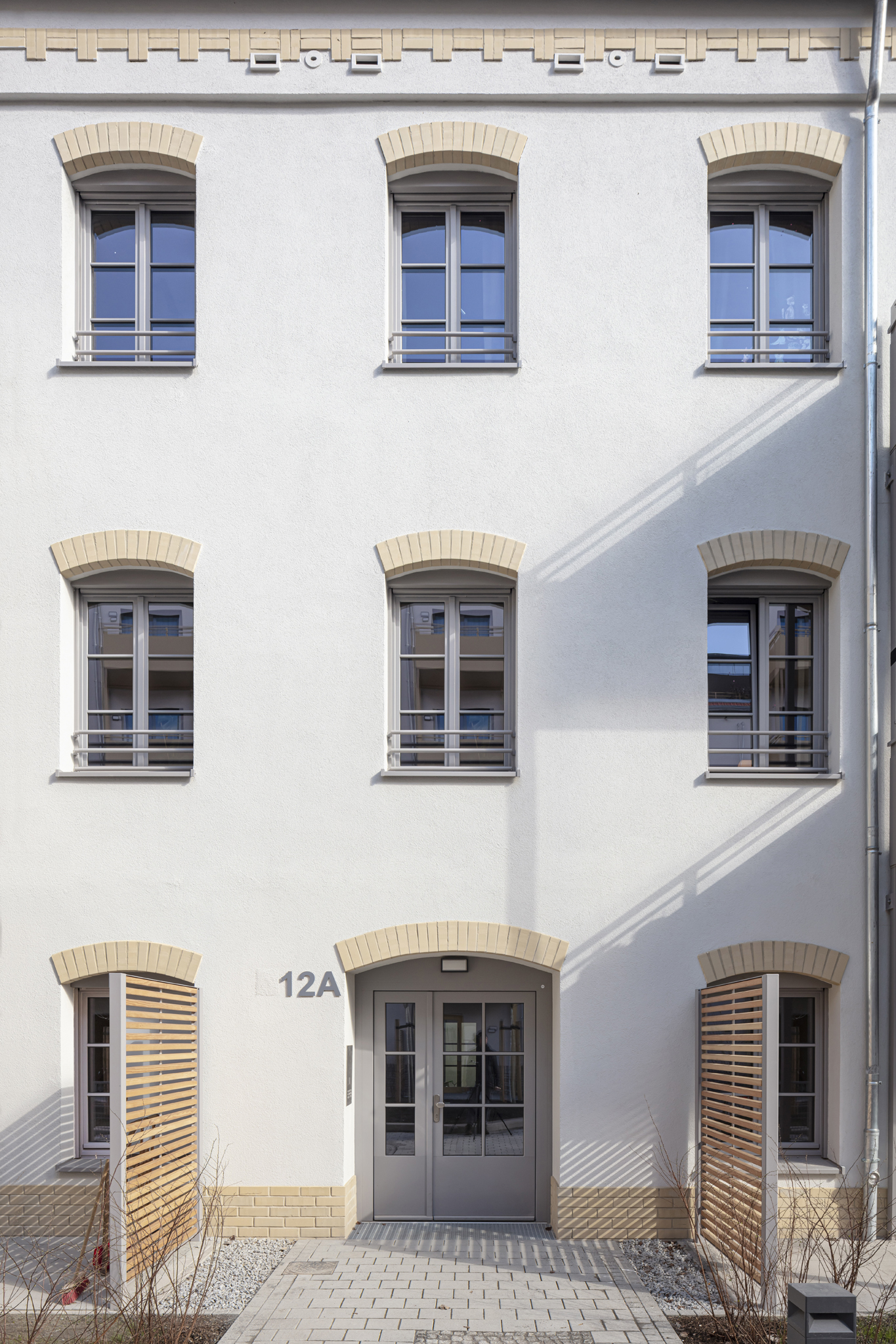 MFH Streustraße, Leistung: Geschlossene Gebäudehülle