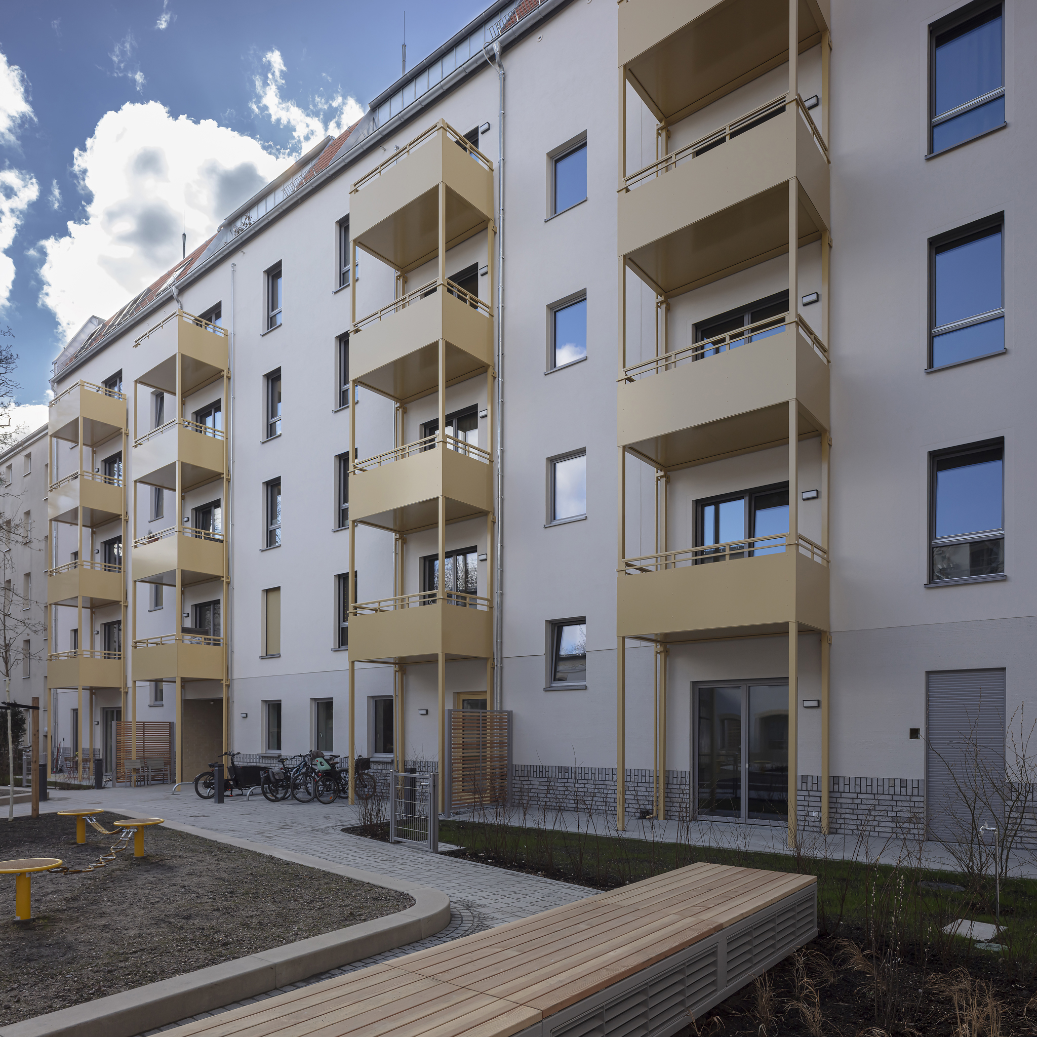 MFH Streustraße, Leistung: Geschlossene Gebäudehülle