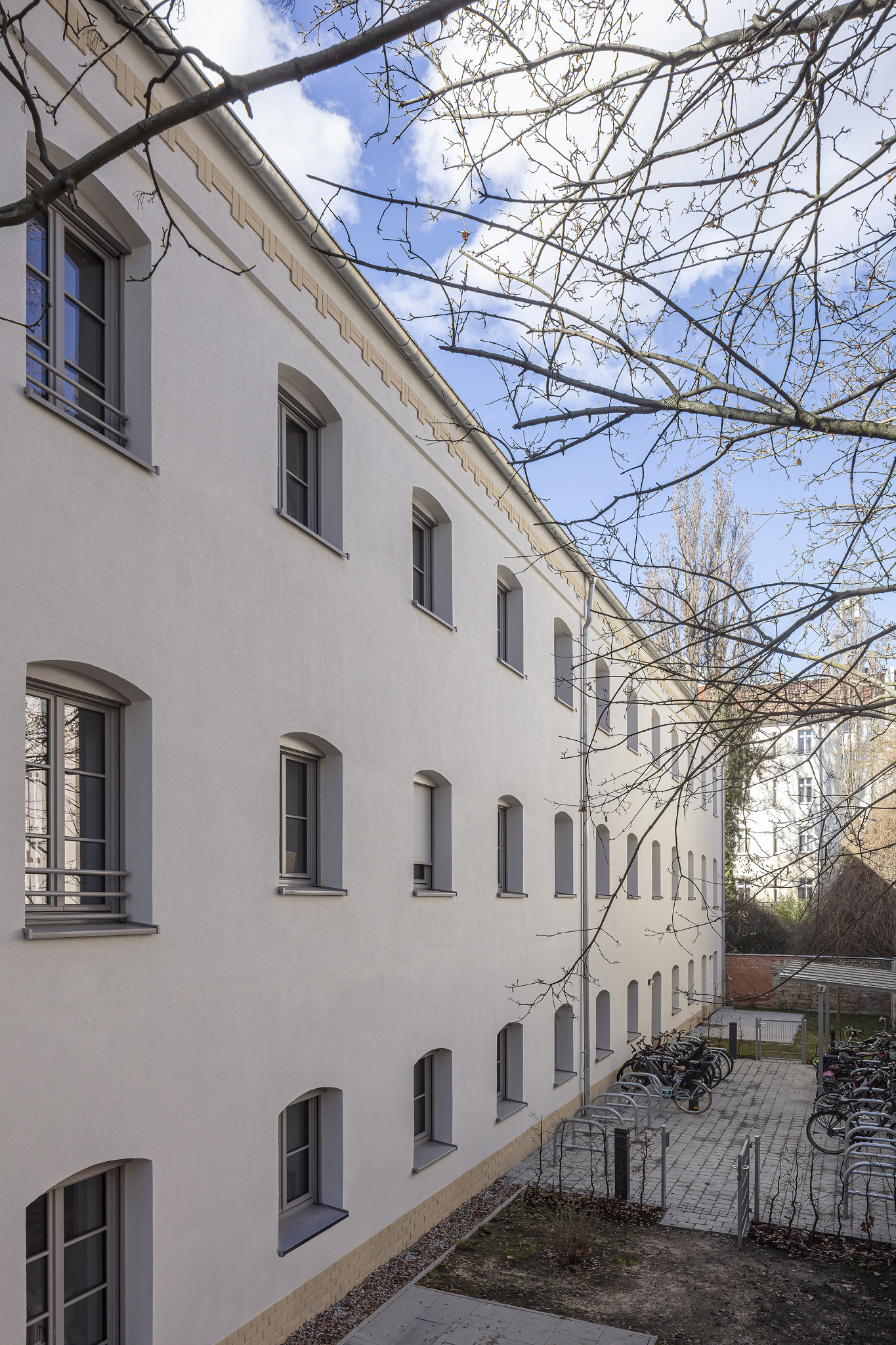 MFH Streustraße, Leistung: Geschlossene Gebäudehülle