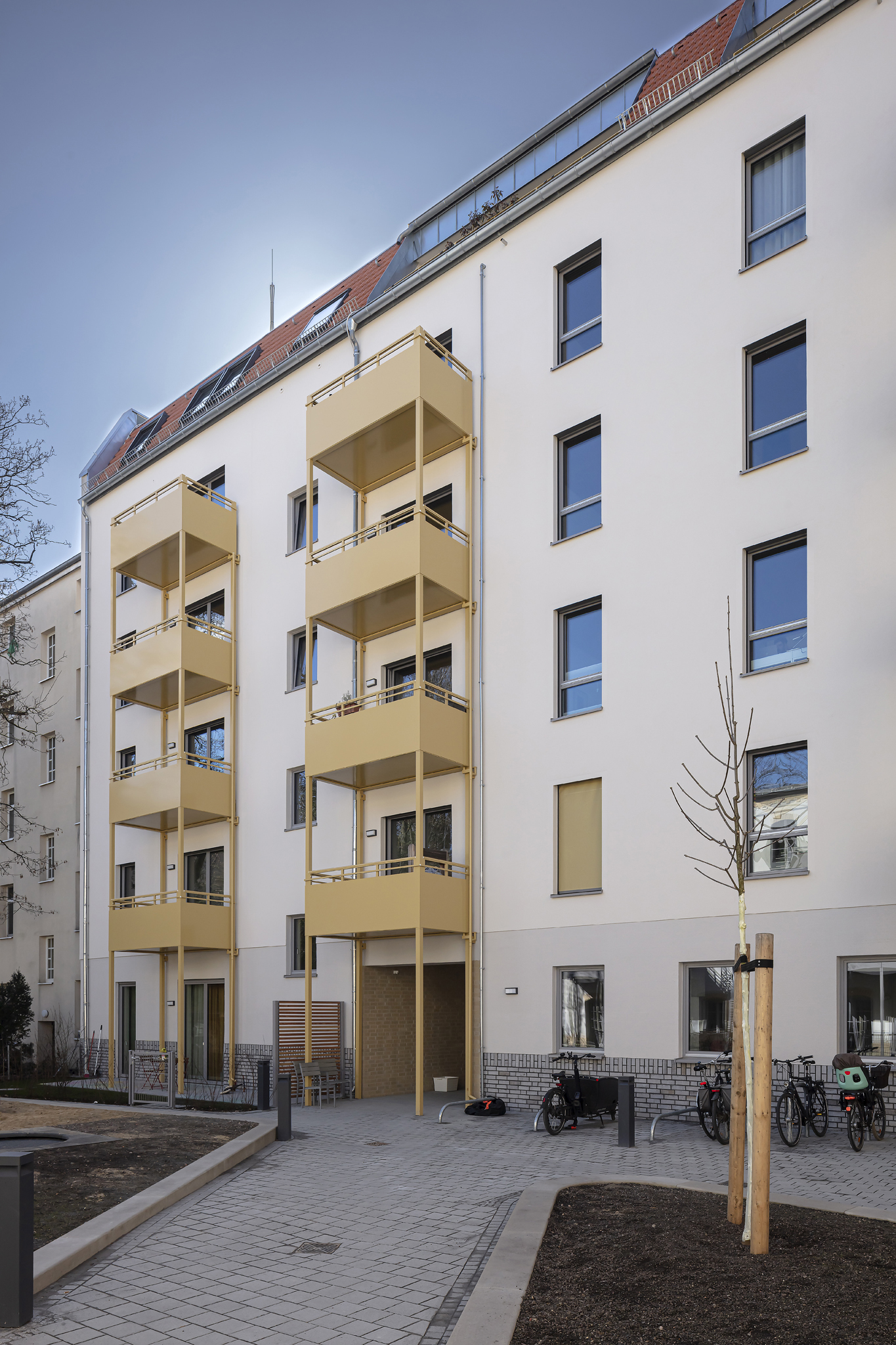 MFH Streustraße, Leistung: Geschlossene Gebäudehülle
